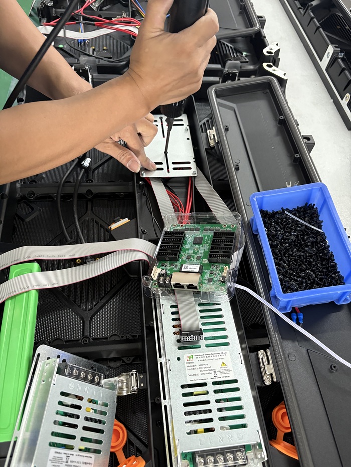 戶(hù)外p3.91的led租賃屏 (3).jpg 戶(hù)外p3.91的led租賃屏 (3).jpg